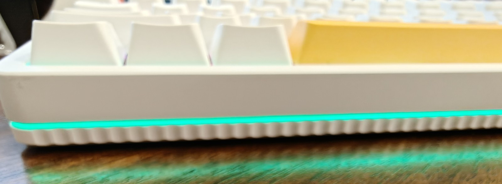 NuPhy Halo96 Mechanical Keyboard Rose Glacier Switches + HyperX Pudding Keycaps