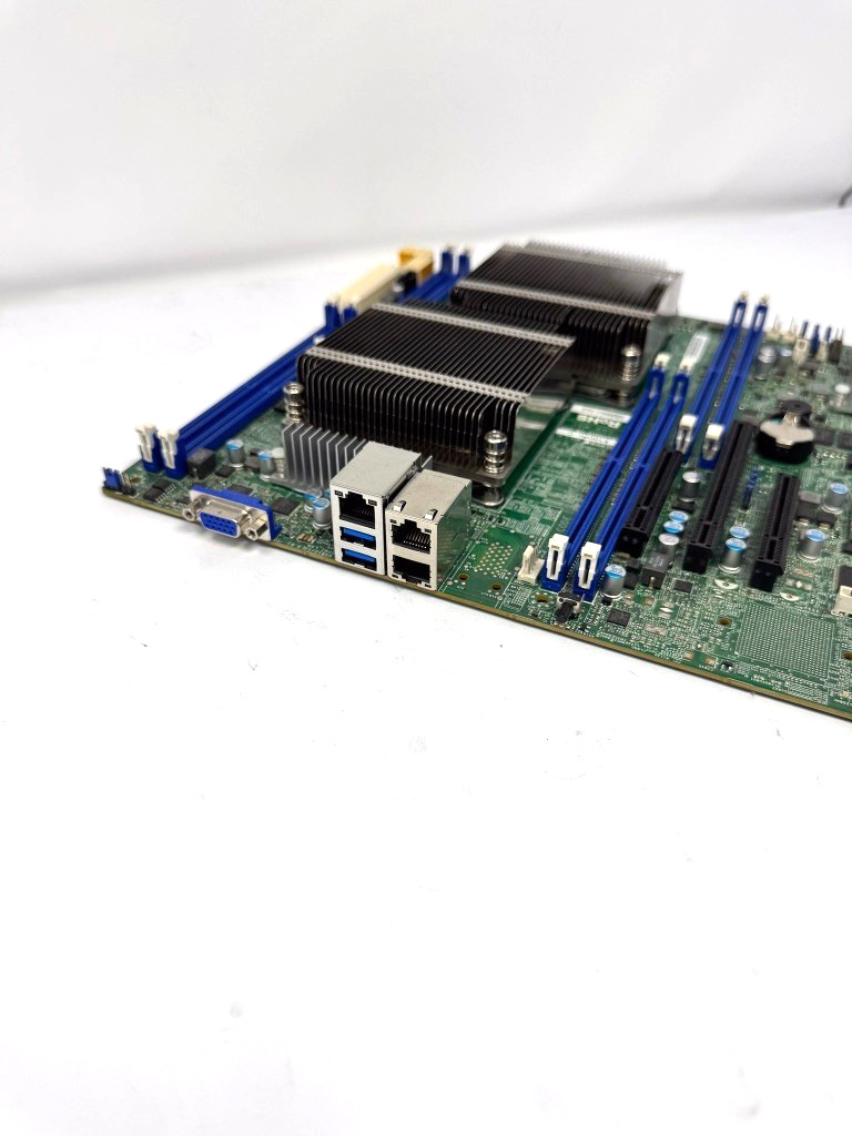 Supermicro X10DRL-C Dual Socket LGA 2011-3 Server Motherboard w/ Heatsinks