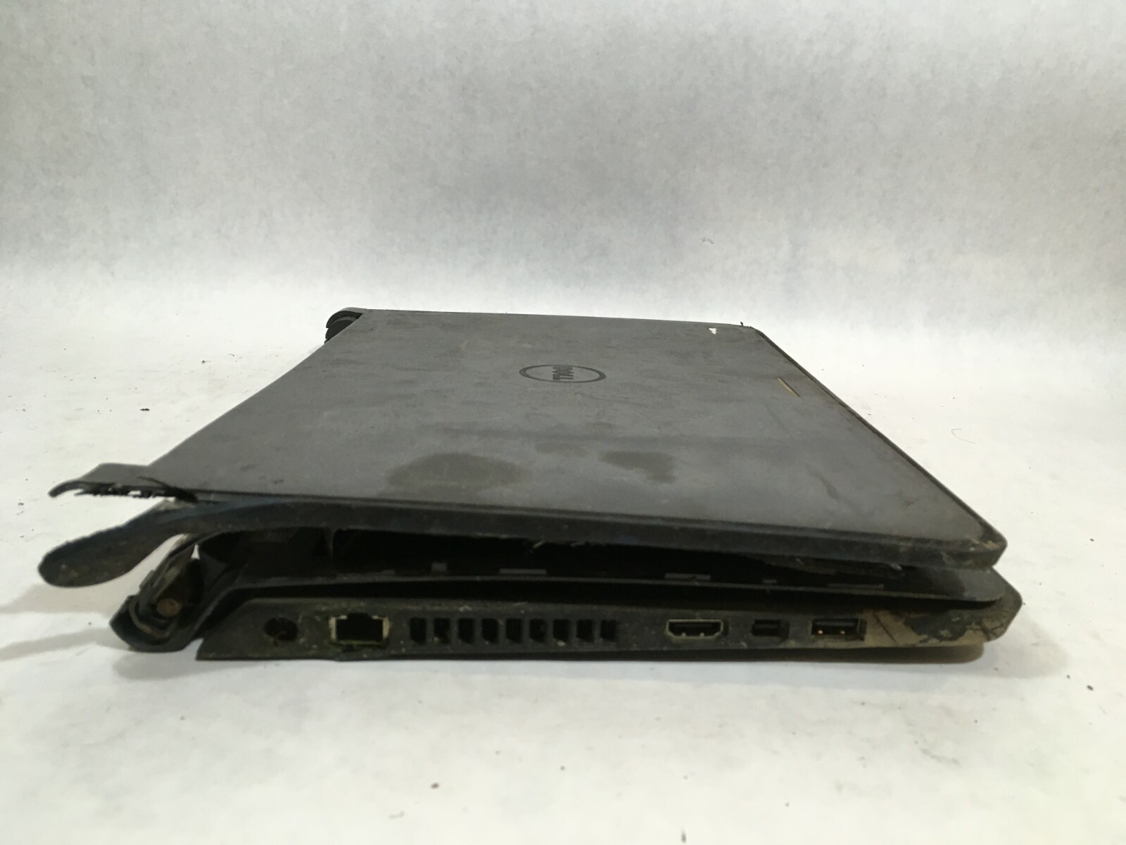 Dell Latitude 3340 Poor Condition Broken Bad Cosmetics For Parts or Repair- FT