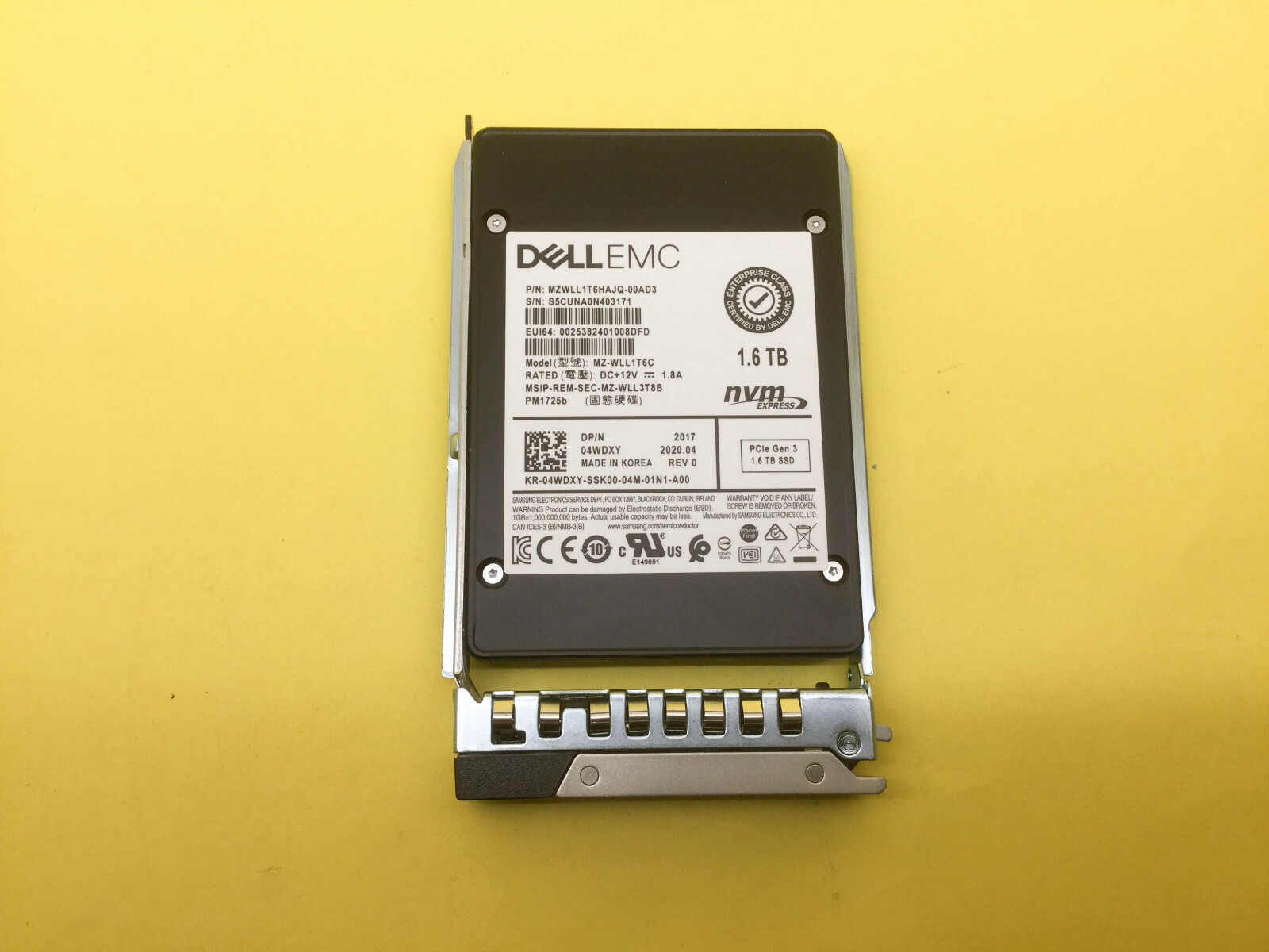 4WDXY Dell Samsung PM1725b 1.6TB PCIe NVMe Mix Use 2.5” Internal SSD MZ-WLL1T6C
