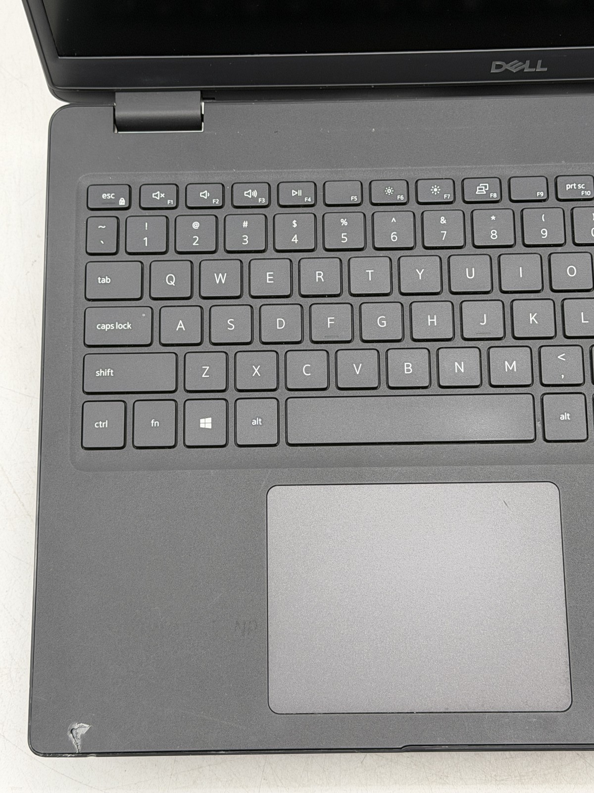 Dell Latitude 3510 15.6″ 8GB 256GB i3-10110U Win11 READ